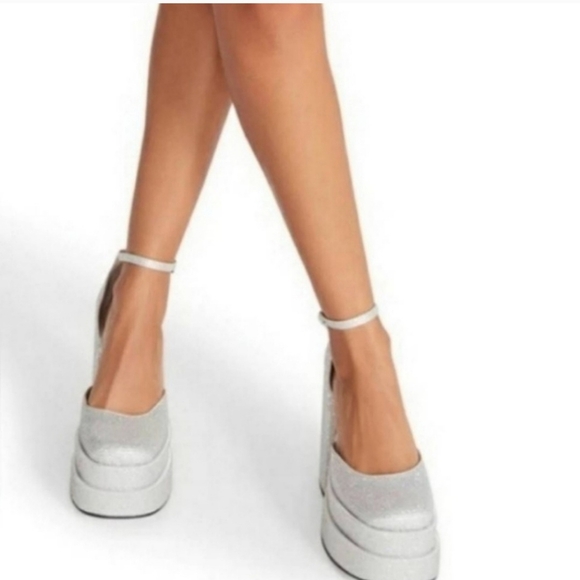 STEVE MADDEN  Charlize Rhinestone Double Platform Pumps - Picture 3 of 11